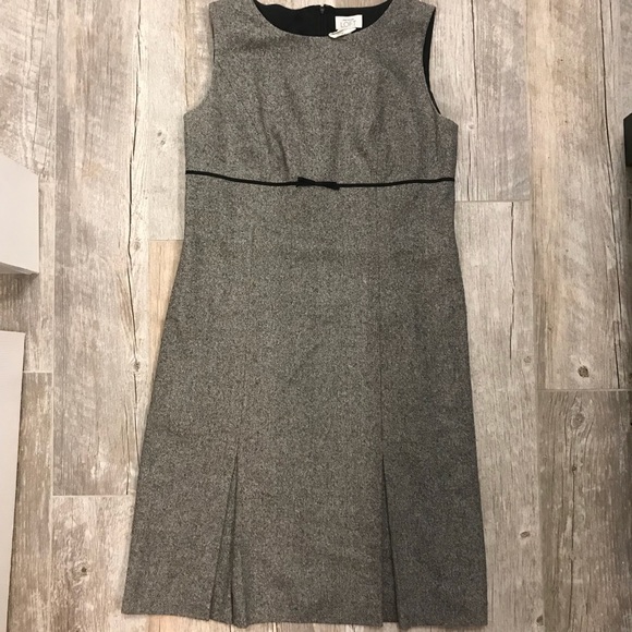 LOFT Dresses & Skirts - Ann Taylor Loft dress